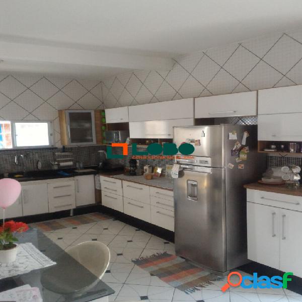 Excelente casa duplex Excelente casa duplex