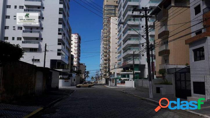 Apartamento a Venda no bairro Cidade Ocian em Praia Grande - SP. 2 banheiros, 3 dormitórios, 1 suíte, 2 vagas na garagem, 1 cozinha, área de serviço,