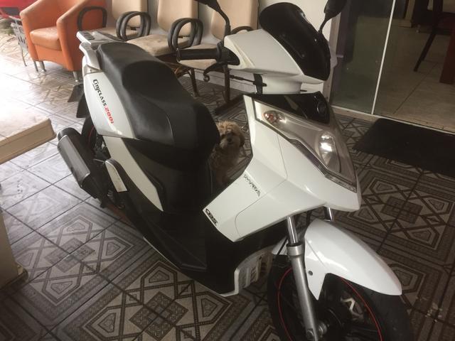 Linda Moto Scooter CityClass 200 I - Branca