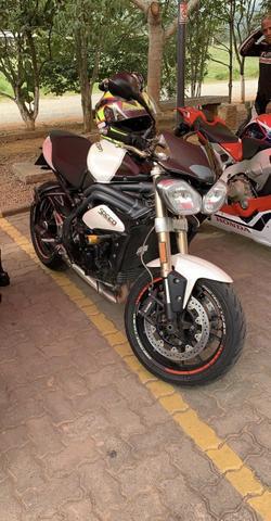 Triumph speed triple 2013