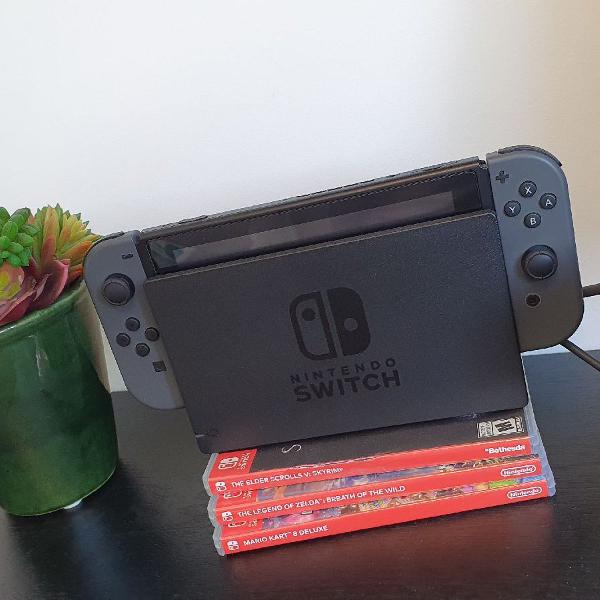 Nintendo switch cinza