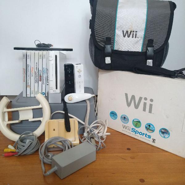 Nintendo wii com acessórios e jogos