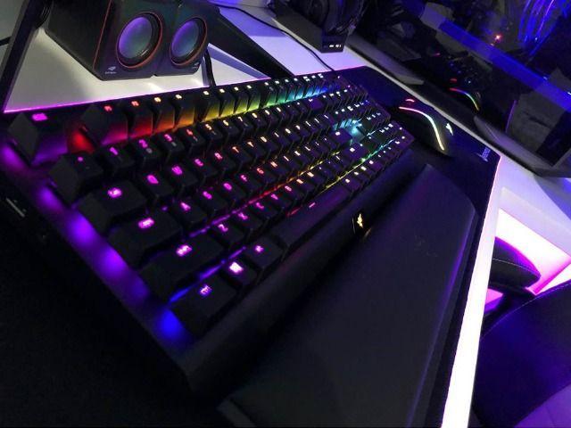 Teclado mecanico Razer Blackwidow Elite Chroma