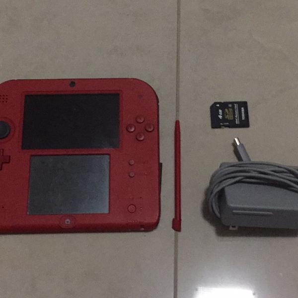 Nintendo 2ds + cartão de memória 4gb