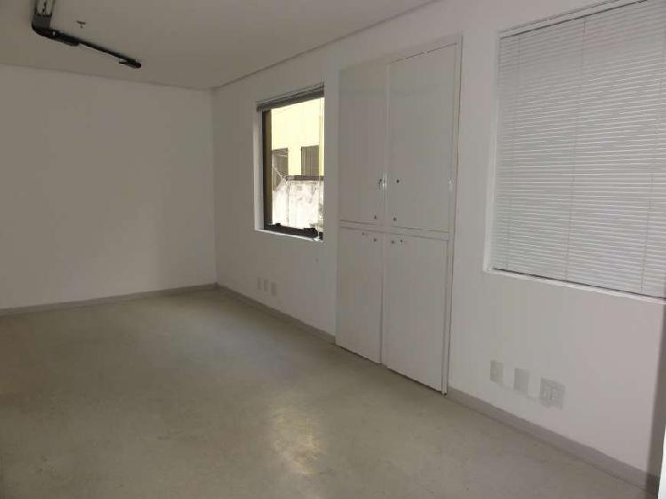 Sala/conjunto para venda tem 34 metros quadrados em bela