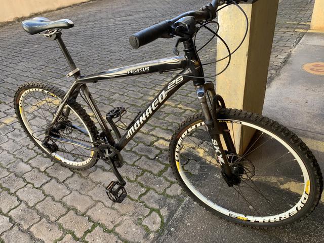 Bicicleta mtb mônaco