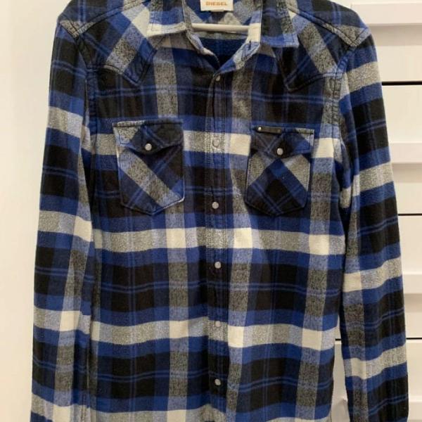 Camisa diesel xadrez seminova tamanho m