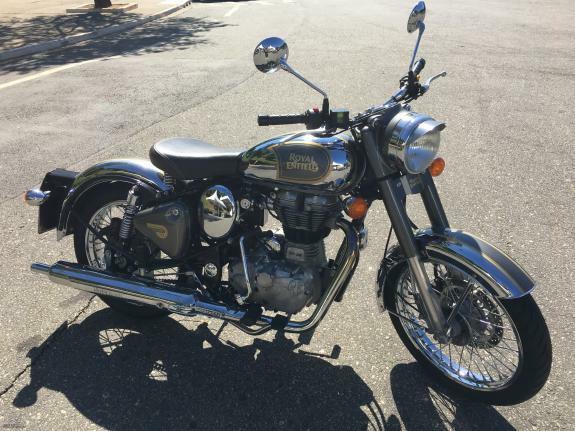 Royal enfield - classic 500