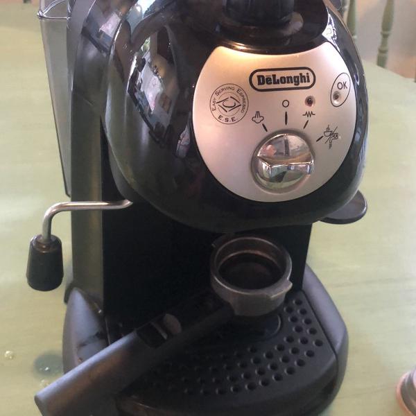 cafeteira delonghi