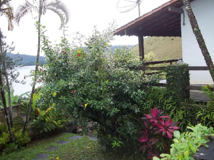 Casa na praia da enseada - angra dos reis