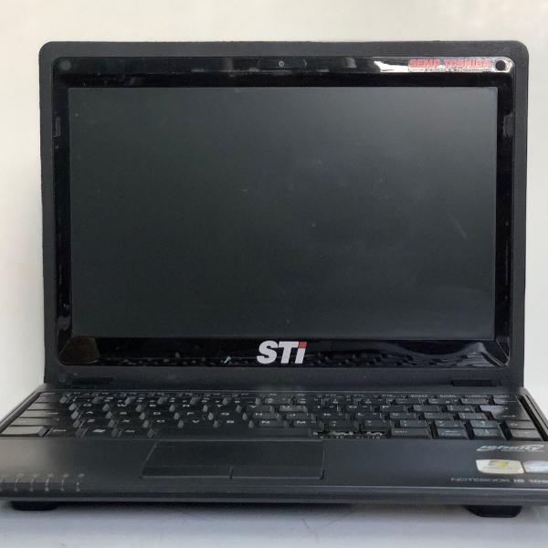 Notebook is 1093g (semp toshiba)