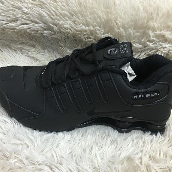 tênis Nike shox nz preto