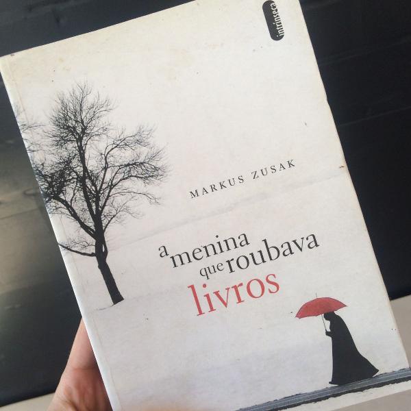 livro a menina que roubava livros