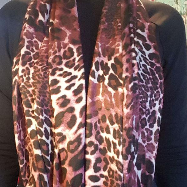 Cachecol animal print