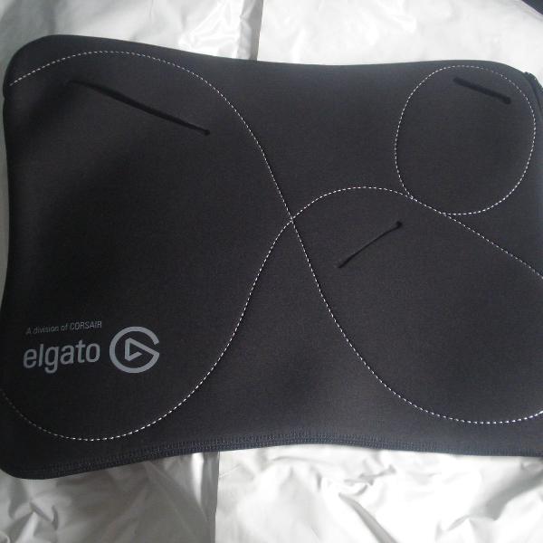 Capa para notebook elgato, 30cm altura - 38cm largura - novo