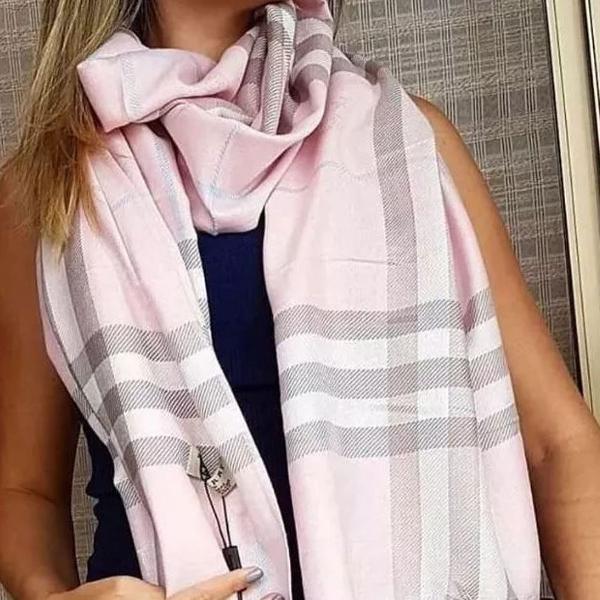 echarpe burberry rosa 100% cashmere , com marca d'água