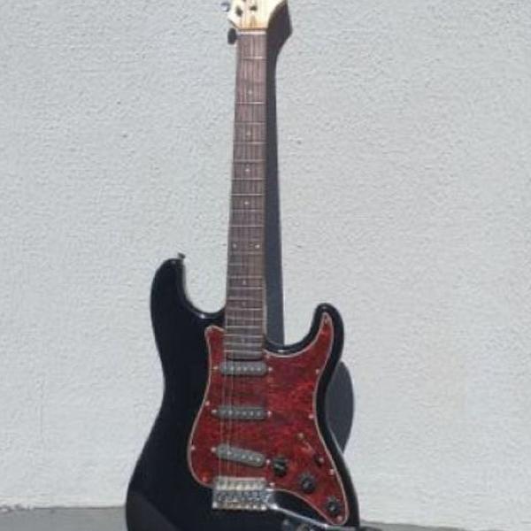 Guitarra giannini