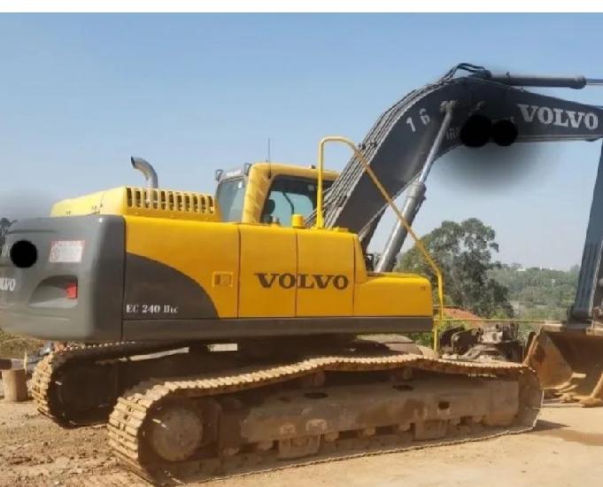 Escavadeira Volvo Ec 240 Ótima!