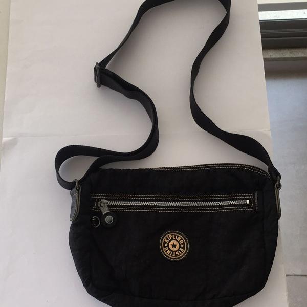 bolsa kipling preta tiracolo