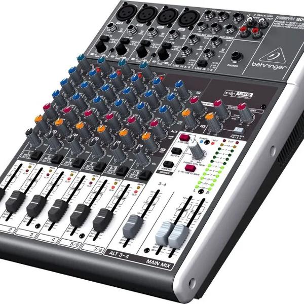 Mesa de som behringer xenyx 1204-usb