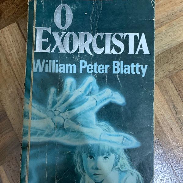 Livro o exorcista, em bom estado