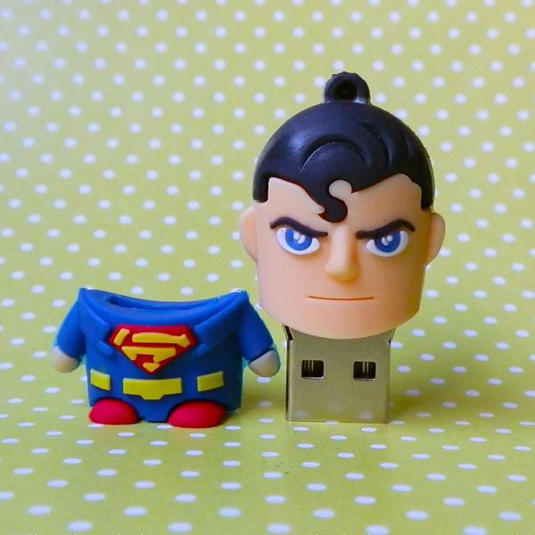 Pen drive superman 8gb