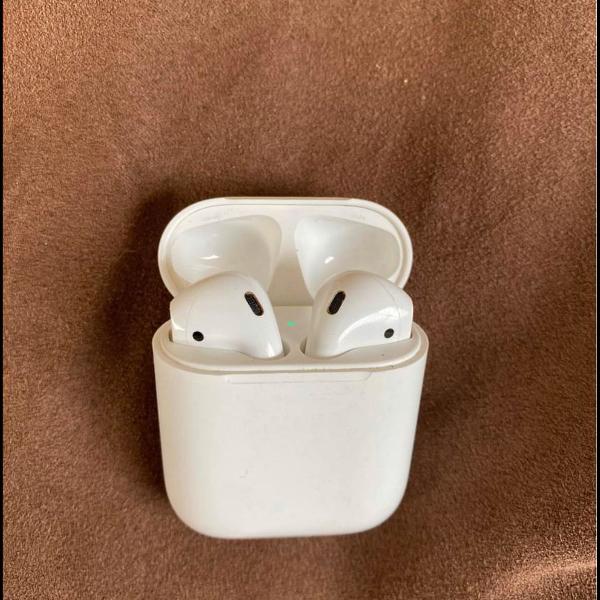 Apple AirPods 1a. geração