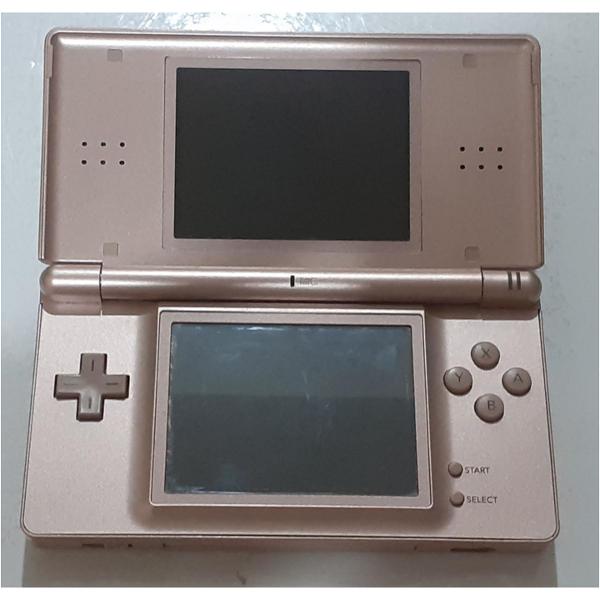 Nitendo ds lite precisa do carregador