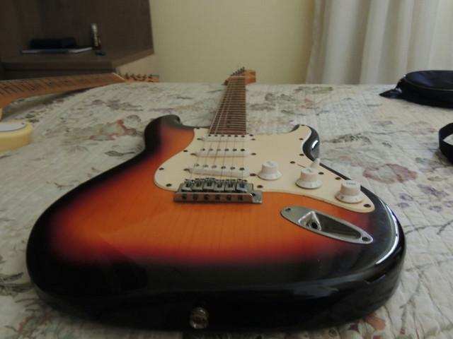 Guitarra Vogga Usada Stratocaster