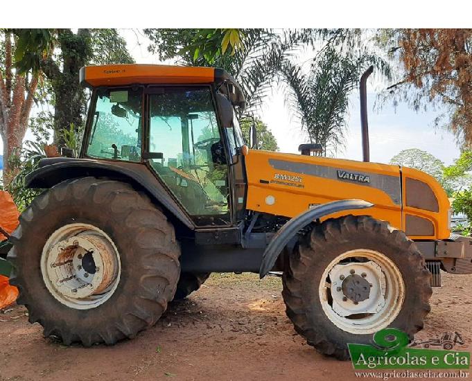 Trator Valtra BM 125 4x4 (Cabine Original - 2.300 Horas)