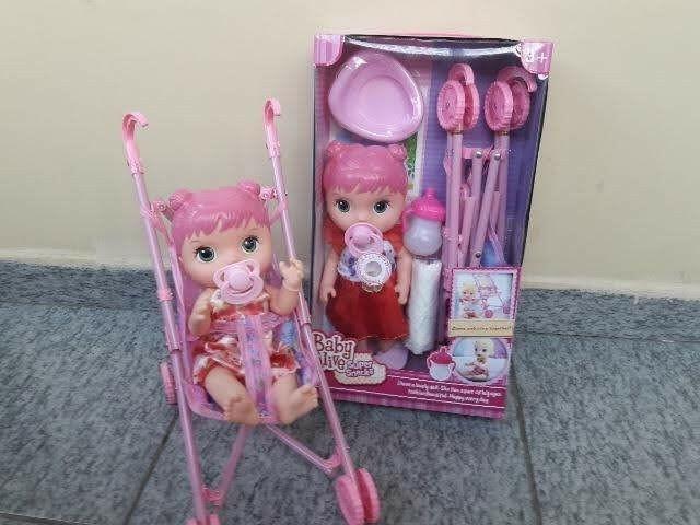 Boneca baby alive hora do passeio