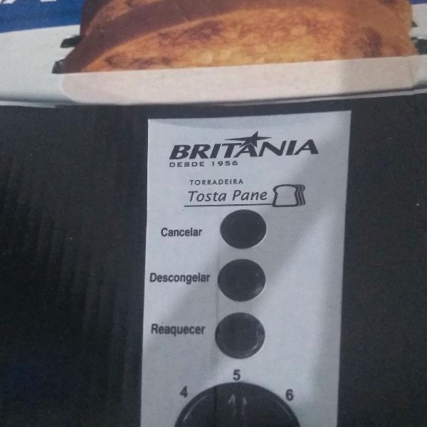 Torradeira britânia