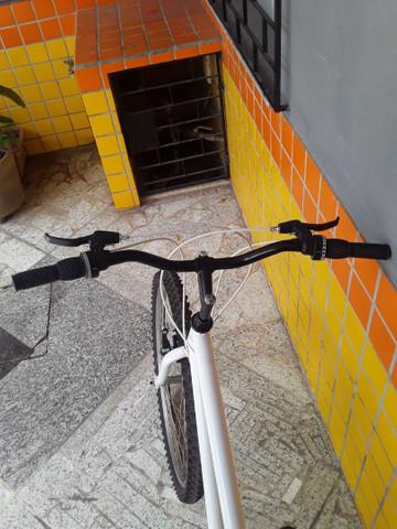 Bicicleta semi nova