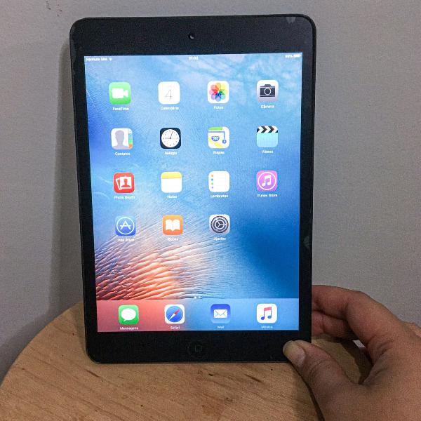 Ipad mini / 16g / preto