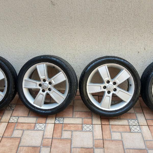 Rodas aro 18" Kia usadas em perfeito estado.