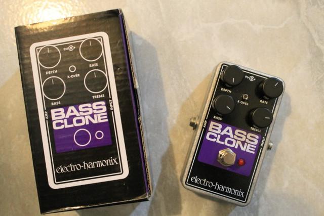 Pedal electro harmonix bass clone