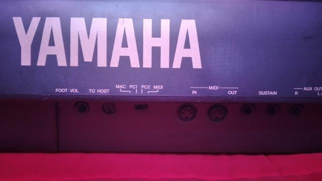 Teclado yamaha