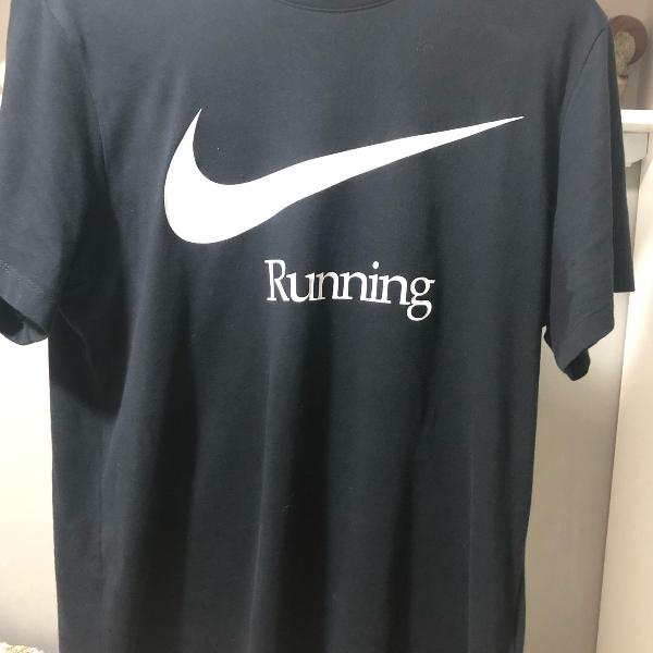 camiseta nike preta tamanho m