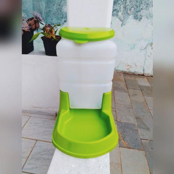 Bebedouro prático automático cães e gatos verde alvorada