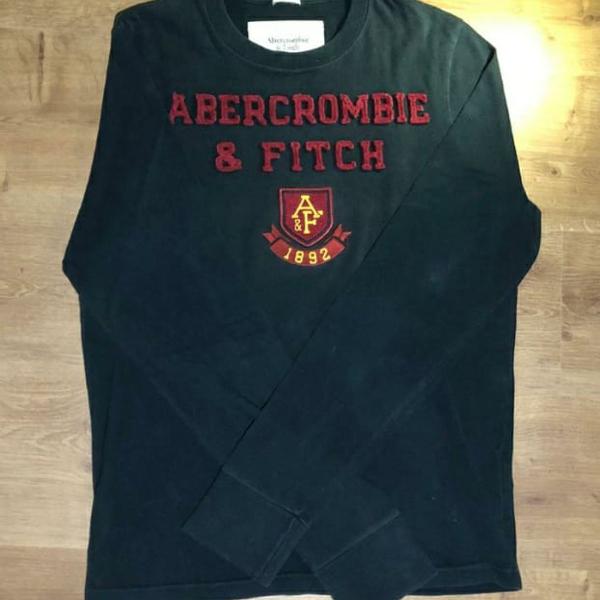 Blusa manga comprida abercrombie&amp;amp;fitch preta