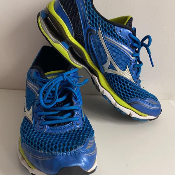 tenis de corrida mizuno wave creation 17