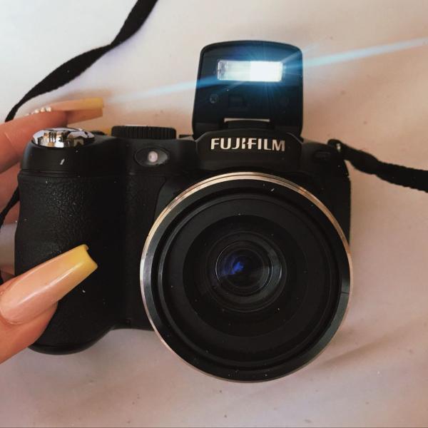 máquina fotográfica fujifilm