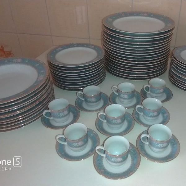 Conjunto Porcelana Schmidt Pratos E Xícaras