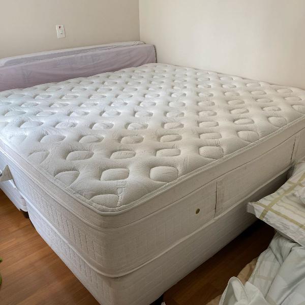 Cama Casal Super King - Marca Simmons (BOX + Colchão)