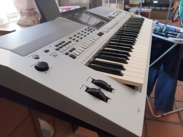 Teclado yamaha psr s 900