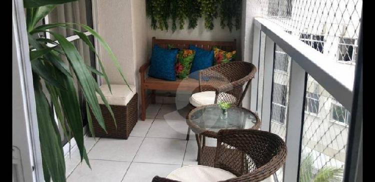 Apartamento montado, sol manhã, vista verde. com varanda,