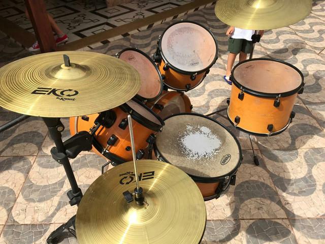 Bateria semi nova