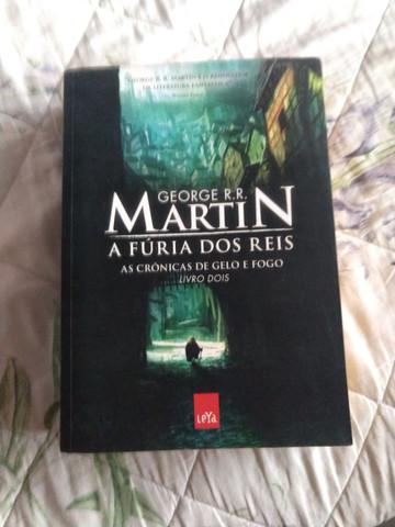 A Fúria dos Reis - As Crônicas de Gelo e Fogo - Livro 2