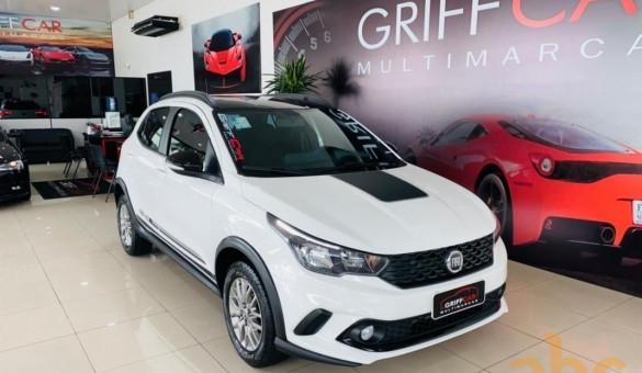 Fiat - argo trekking 1.8 automático