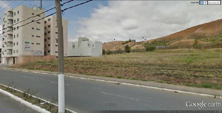 Terreno de 4550 metros quadrados no bairro vila santa rita